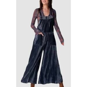 NWT Natural Life Dakota Crushed Velvet Jumpsuit Large Gray Wide Leg Boho